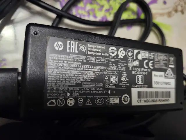 HP UltraSlim Docking Station with Power Adapter in Laptop Accessories in City of Toronto - Image 3