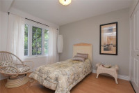 Bedroom and Bathroom for rent Burlington ON