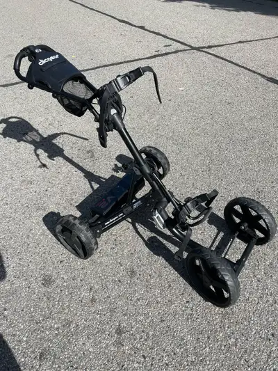I'm selling a used Alphard e-wheels V2 and Clicgear 4.0 combo, perfect for golfers looking for conve...
