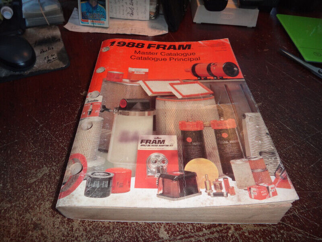 1988 Fram Canada Master Catalogue Air Oil Fuel Filters + bonus dans Art et objets de collection  à Victoriaville