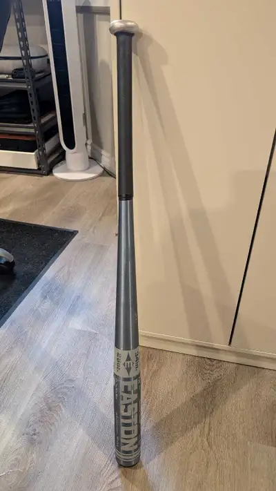 Easton bat 34 in 28 oz, View more