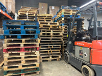Limited Stock: Get 48 x 40 Pallets for Just $5 in Scarborough!