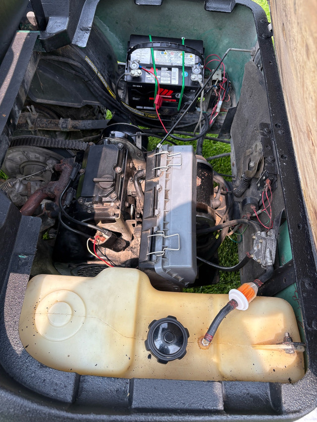 EZ-GO Golf Cart in Other in Trenton - Image 2
