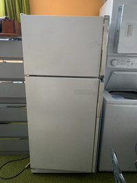 Réfrigérateur, Kenmore Sears ($210.00 Négociable)