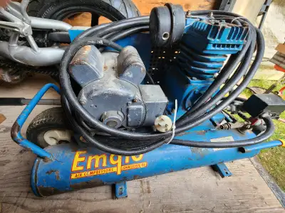 For sale a Emqlo Dual Tank, Wheel Barrow Job Site Portable Air Compressor In Great Running Order. It...