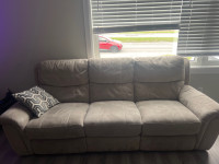 COUCH BARELY USED PERECT CONDITION