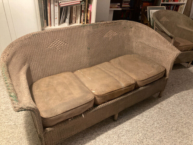 Rattan garden settee and chair in Arts & Collectibles in Mississauga / Peel Region