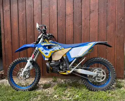 A well maintained 2012 Husaberg TE300 in really nice shape. Some of the highlights: - Hand guards -...