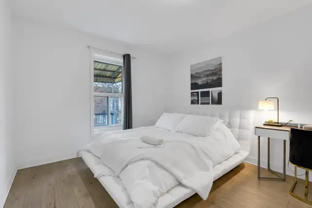 Bright Furnished Room–Downtown/Metro -$900–Short Term- Monthly