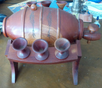 Beautful Solid Wood Keg and 6 Shot Glasses on Stand