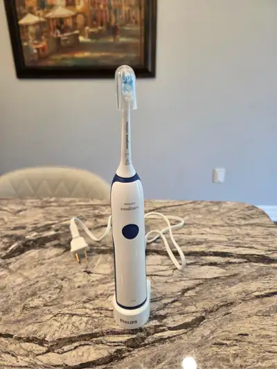 Philips Sonicare HX3231/B DailyClean 2100 electric toothbrush, View more