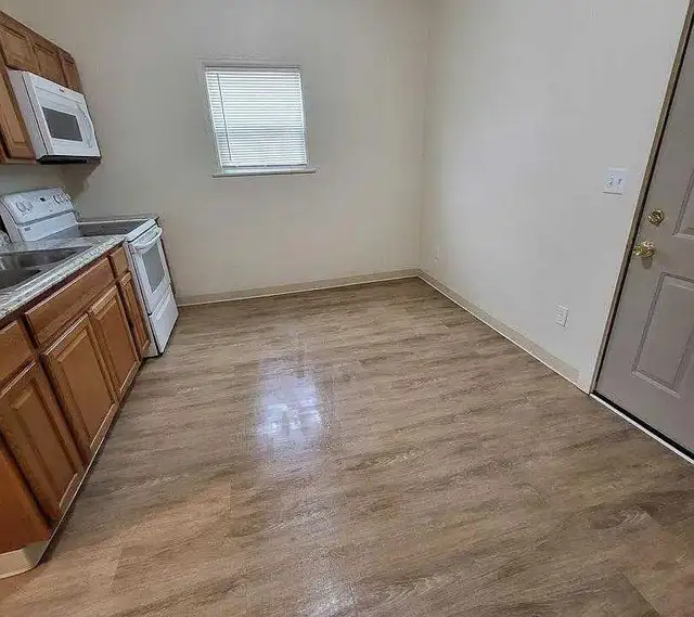 cleaning 558379480174438404