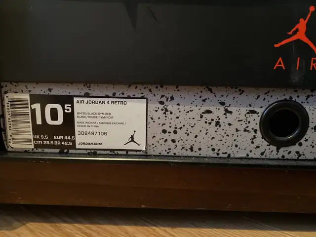 alternate 89’s Jordan 4 10.5 in Men's Shoes in City of Toronto - Image 3