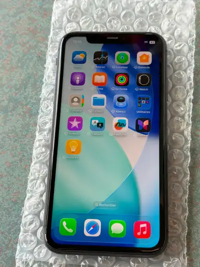 Iphone 11, View more