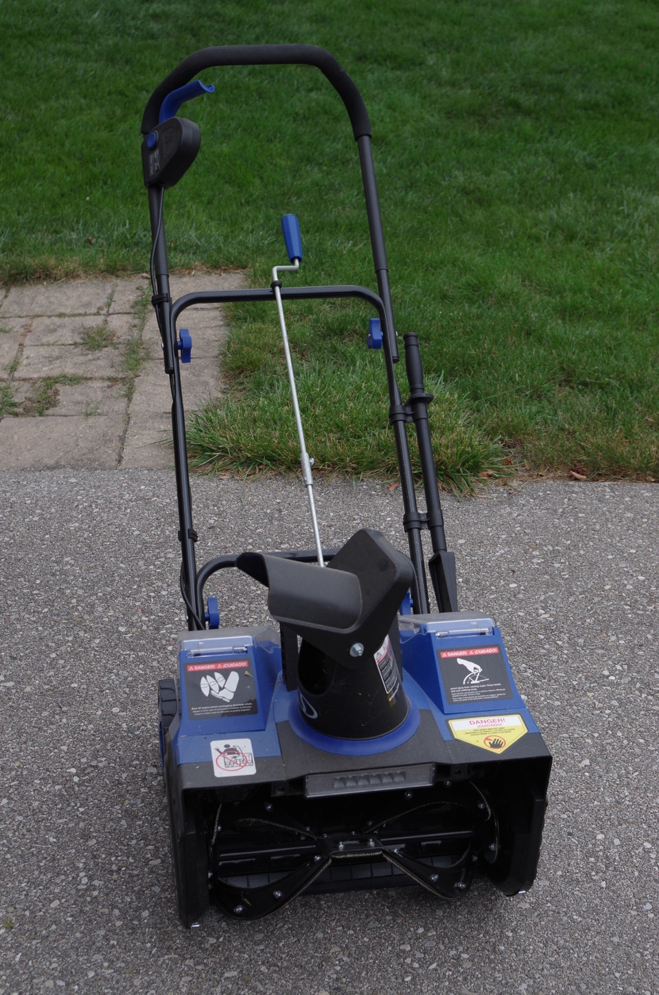 SNOW JOE Cordless Snow Blower for Sale | Snowblowers | Guelph | Free ...