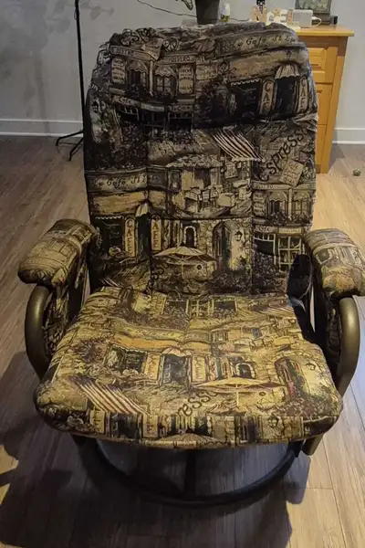 Chaise berçante pivotante inclinable, View more