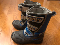 Geox size 1 child winter boot