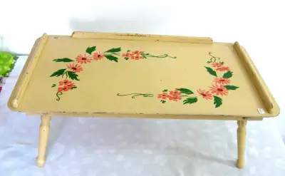 PLATEAU pour DEJEUNER au LIT VINTAGE BREAKFAST  TRAY, View more