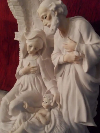 Giuseppe Armani Christmas Figurine "The Nativity Scene". in Holiday, Event & Seasonal in Winnipeg - Image 2
