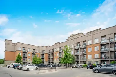Fully renovated Haven Condo 1+Den 1Br - Available now!