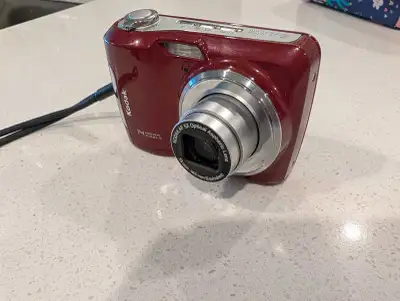 Kodak Camera. 14 Mpixel, 5x optical zoom. 32Gb SD card, 9999+ , View more