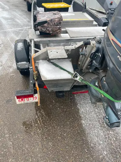 I have a used transom jack plate assembly for sale. Removed it off a riverboat to put a new engine o...