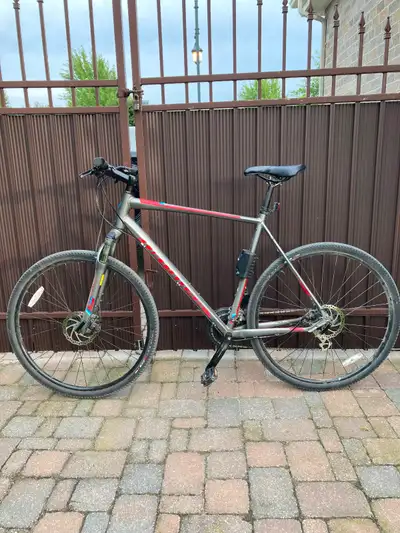 Specialized crosstrail XXL, View more