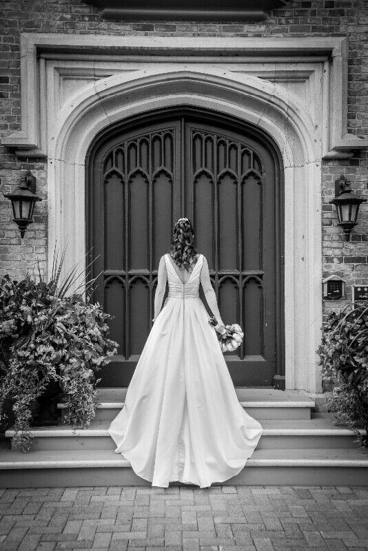 Magnifique robe de mariée Christina Wu ivoire taille 6 dans Mariage  à Longueuil/Rive Sud - Image 4