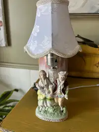 Petite lampe boudoir vintage 