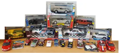 Porsche 550A Spider Silver 1/18 $40 Hummer Orange 1/26 $20 Jeep Cherokee Laredo White 1/24 $20 2005...