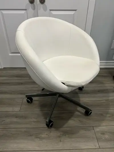 White roller office/desk chair!, View more
