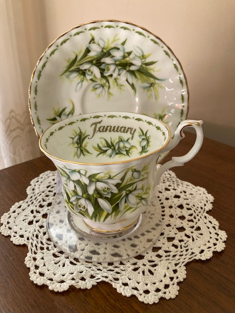 Bone China Tea Cups in Kitchen & Dining Wares in Hamilton - Image 4