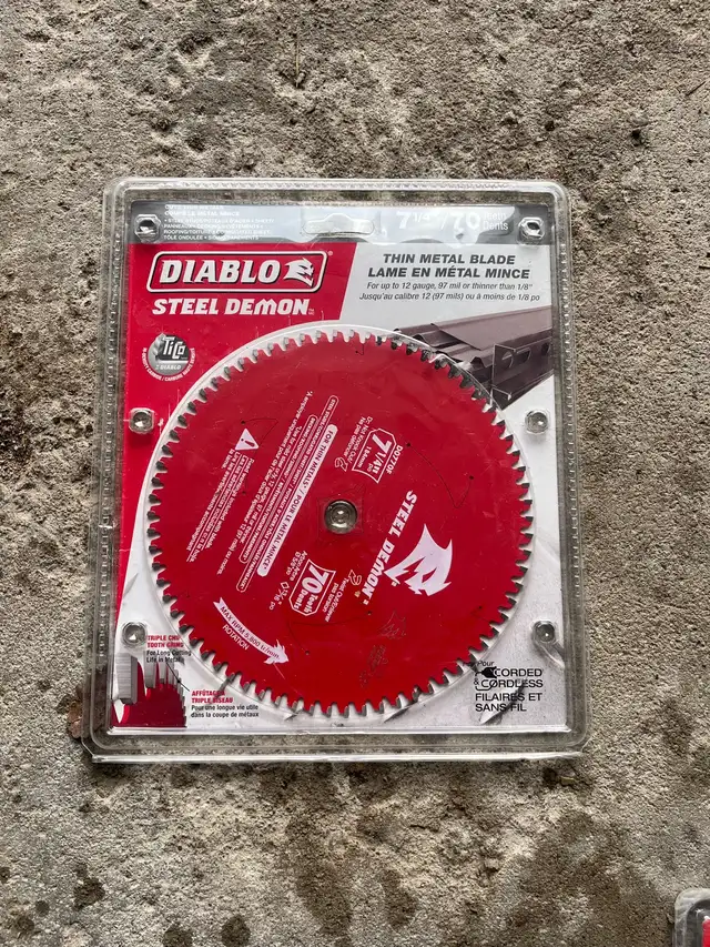 Diablo 7 1/4” circular saw blade in Power Tools in Oakville / Halton Region - Image 2