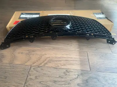 Mesh style front hood bumper grille - piano black fits 2006-2008 Lexus IS 250 , IS 350 still in orig...