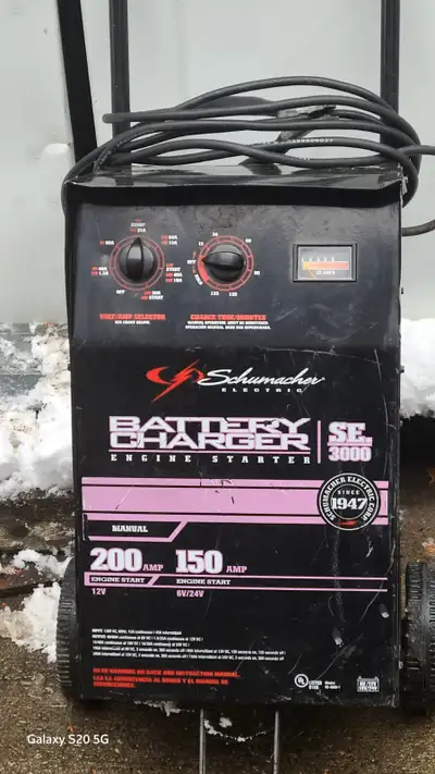 Schumacher Electric Battery Charger SE 3000, View more