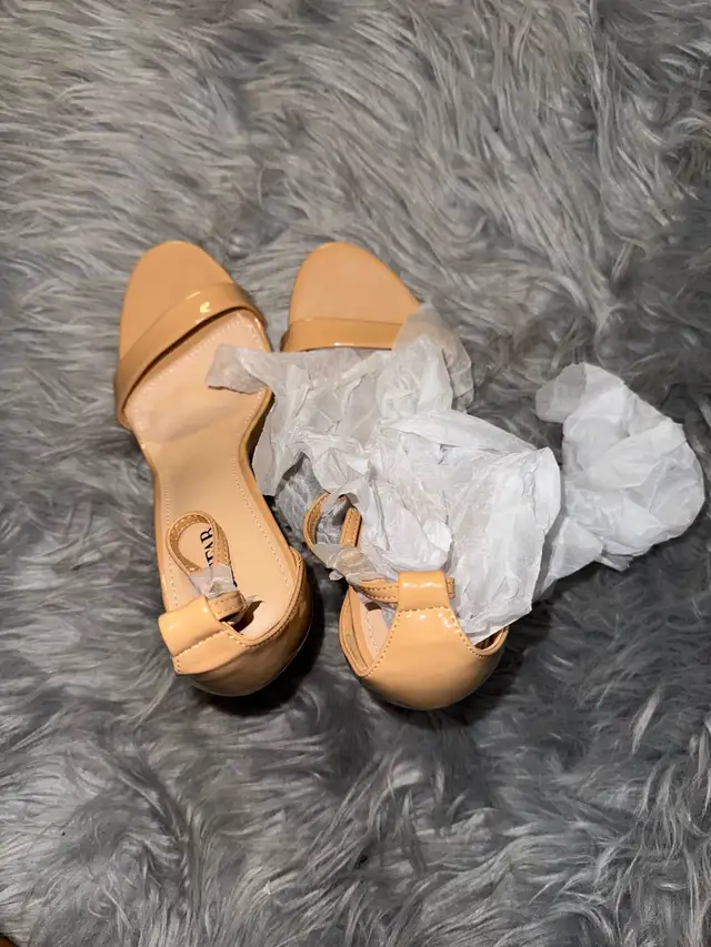 Chaussures de femmes neuves in Women's - Shoes in Québec City - Image 3