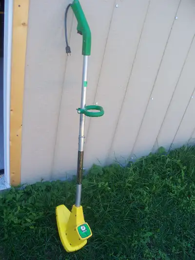 WEEDEATER MODEL 807, View more