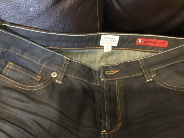 Women’s jeans in Women's - Bottoms in Winnipeg - Image 2