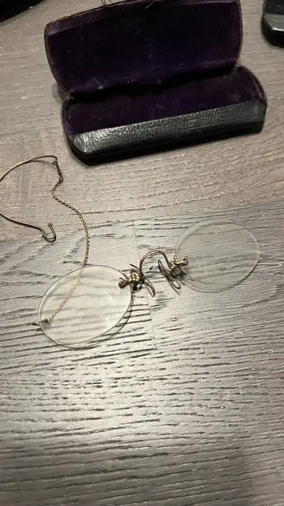 Antique glasses/spectacles, View more