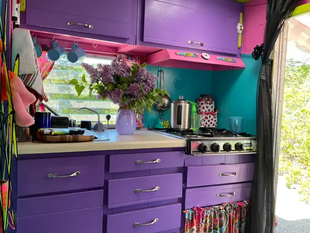 Early 60’s Shasta Camper in Travel Trailers & Campers in Fredericton - Image 5