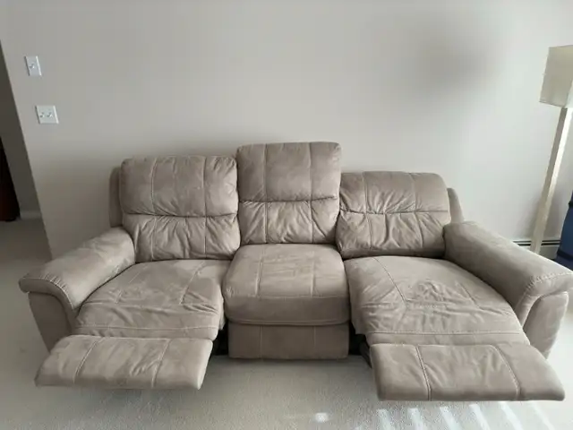 Manual Reclining Sofa Couch - Micro Suede, Non Smoking Home in Couches & Futons in Calgary - Image 3