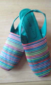 sandales estivales colorées
