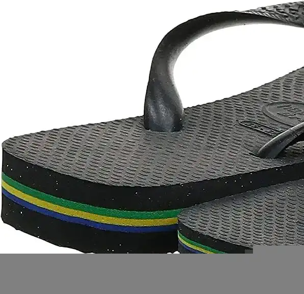 Havaianas Women's Brazil Logo Flip Flop Sandal, Black, 11-12 in Women's - Shoes in City of Toronto - Image 5
