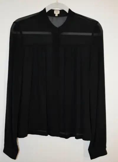 Women's 100% Silk Blouse/Top Aritzia Wilfred Black x-small NEW, View more