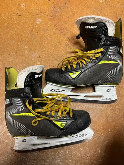 Graf men’s hockey skates, View more