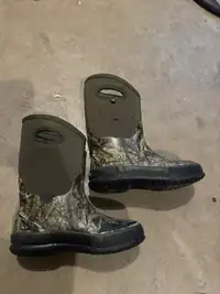 Boys Bogs winter boots
