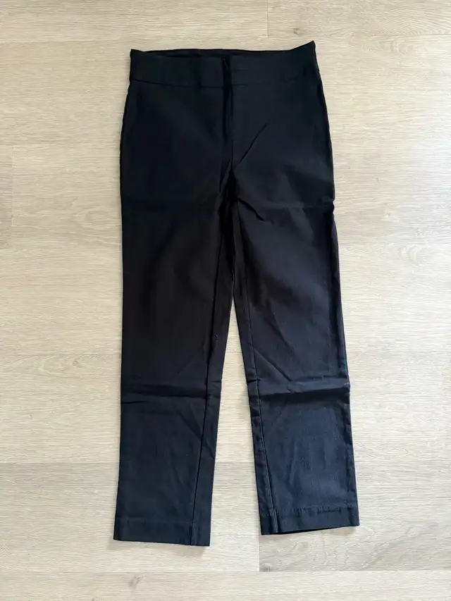 women’s shorts in Women's - Bottoms in Oakville / Halton Region - Image 8