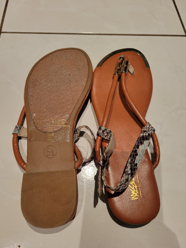 Brand new - Mossimo Nina Sandals in Women's - Shoes in Markham / York Region