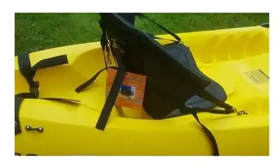EN-FR ( EN doen the page) FRANCAIS Kayak Ocean Malibu presque neuf. Utilisé une seule fois (oui, tou...
