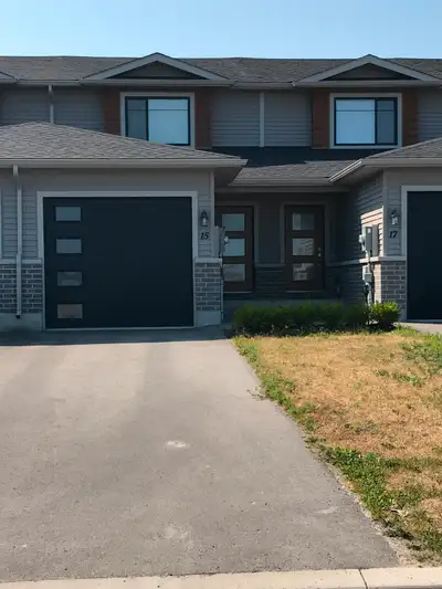 3 Bedroom Townhouse for Rent